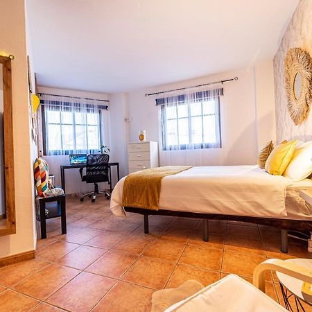 Carrizal House Airport & Digital Nomads Apartment ภายนอก รูปภาพ