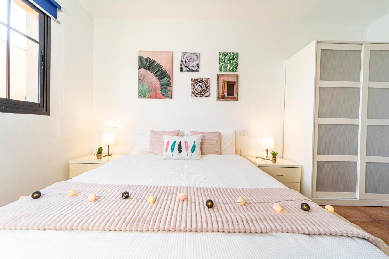 Carrizal House Airport & Digital Nomads Apartment ภายนอก รูปภาพ