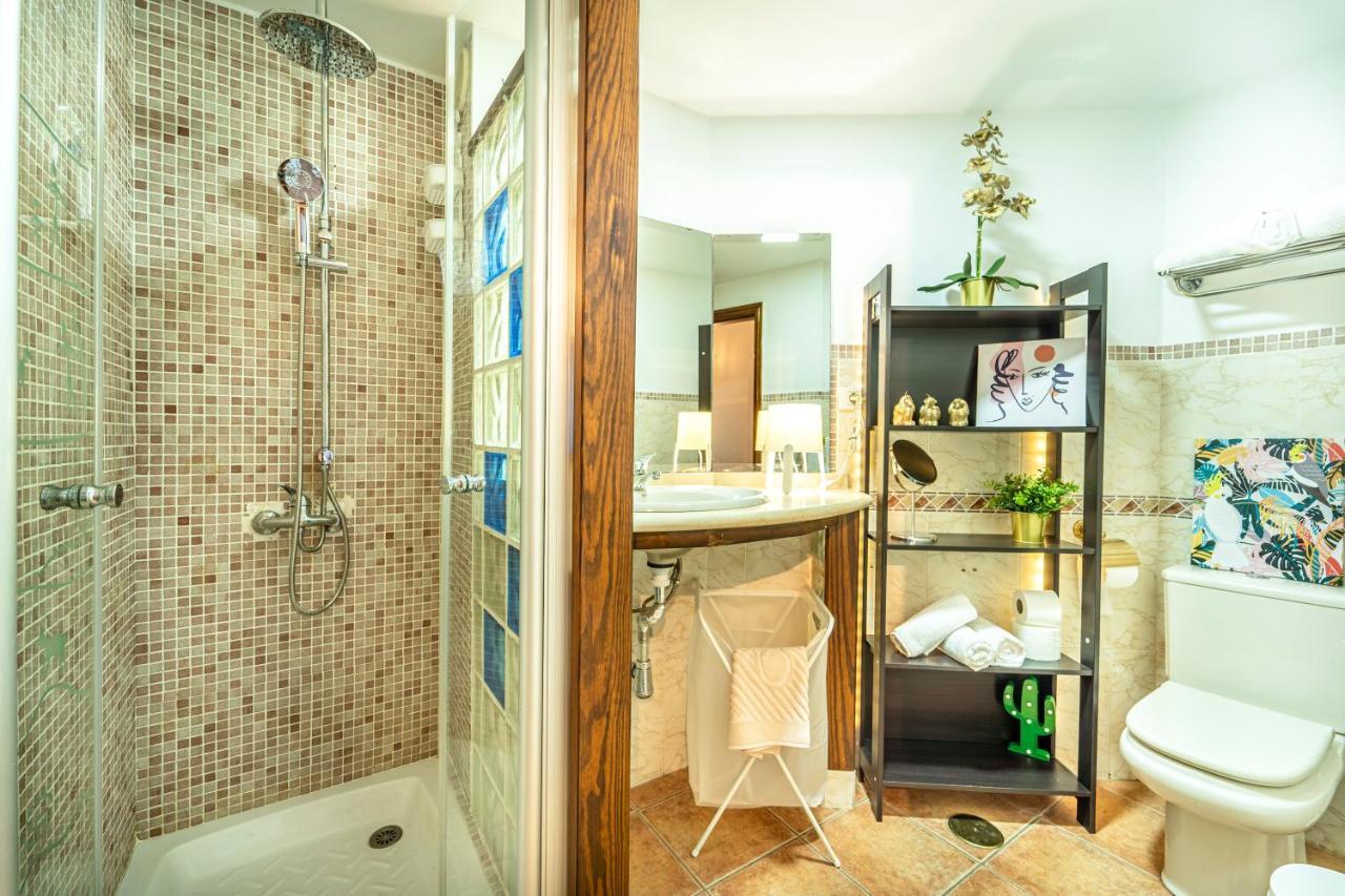 Carrizal House Airport & Digital Nomads Apartment ภายนอก รูปภาพ